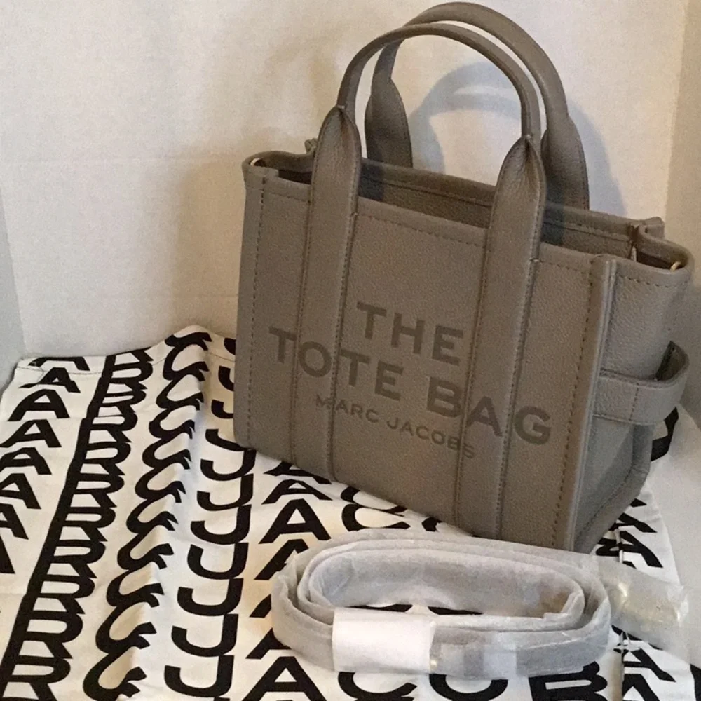 Marc Jacobs Taupe Leather Handbag SMALL